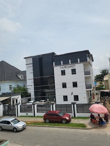 Fahrenheit Apartments